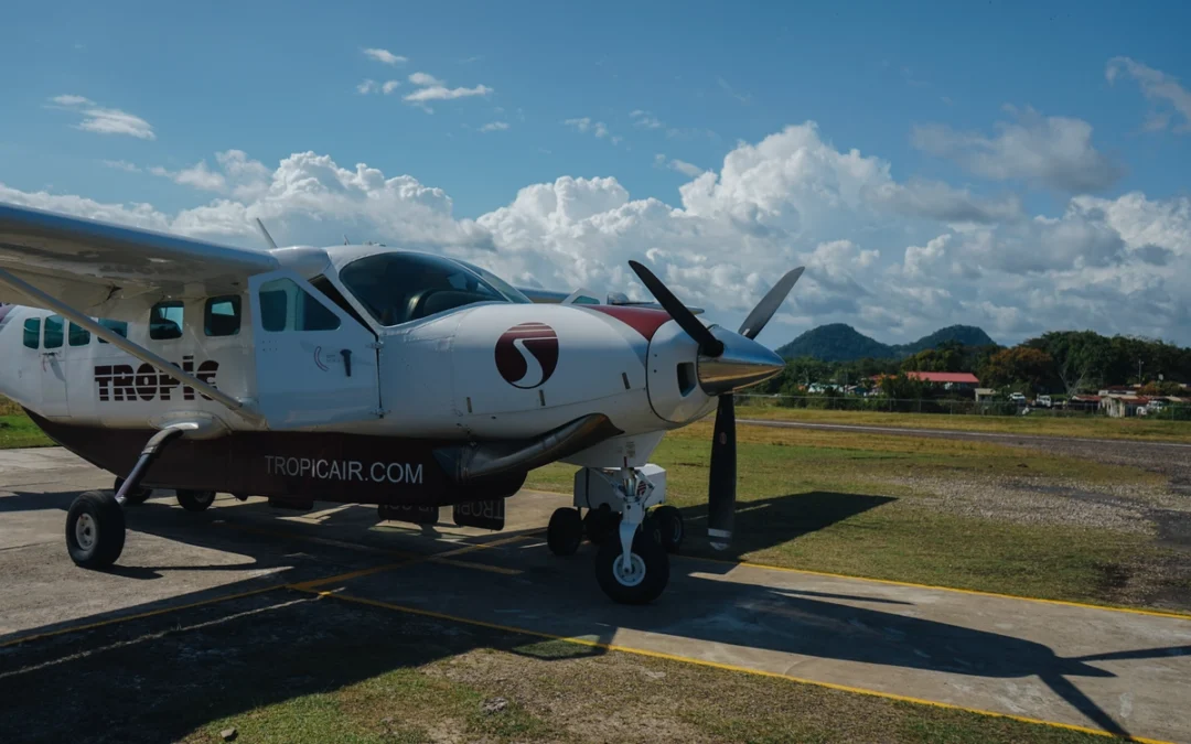 Tropic Air Commuter Flight In Belize | Muy'Ono Resorts