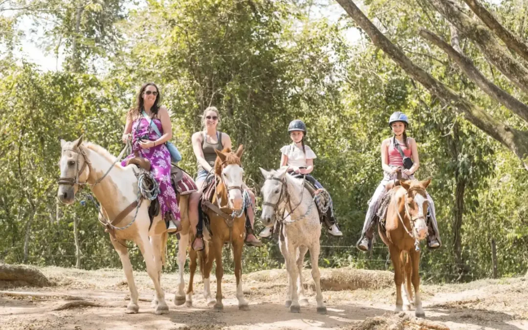 Family Jungle Horseback Adventure in Belize - MuyOno Resorts
