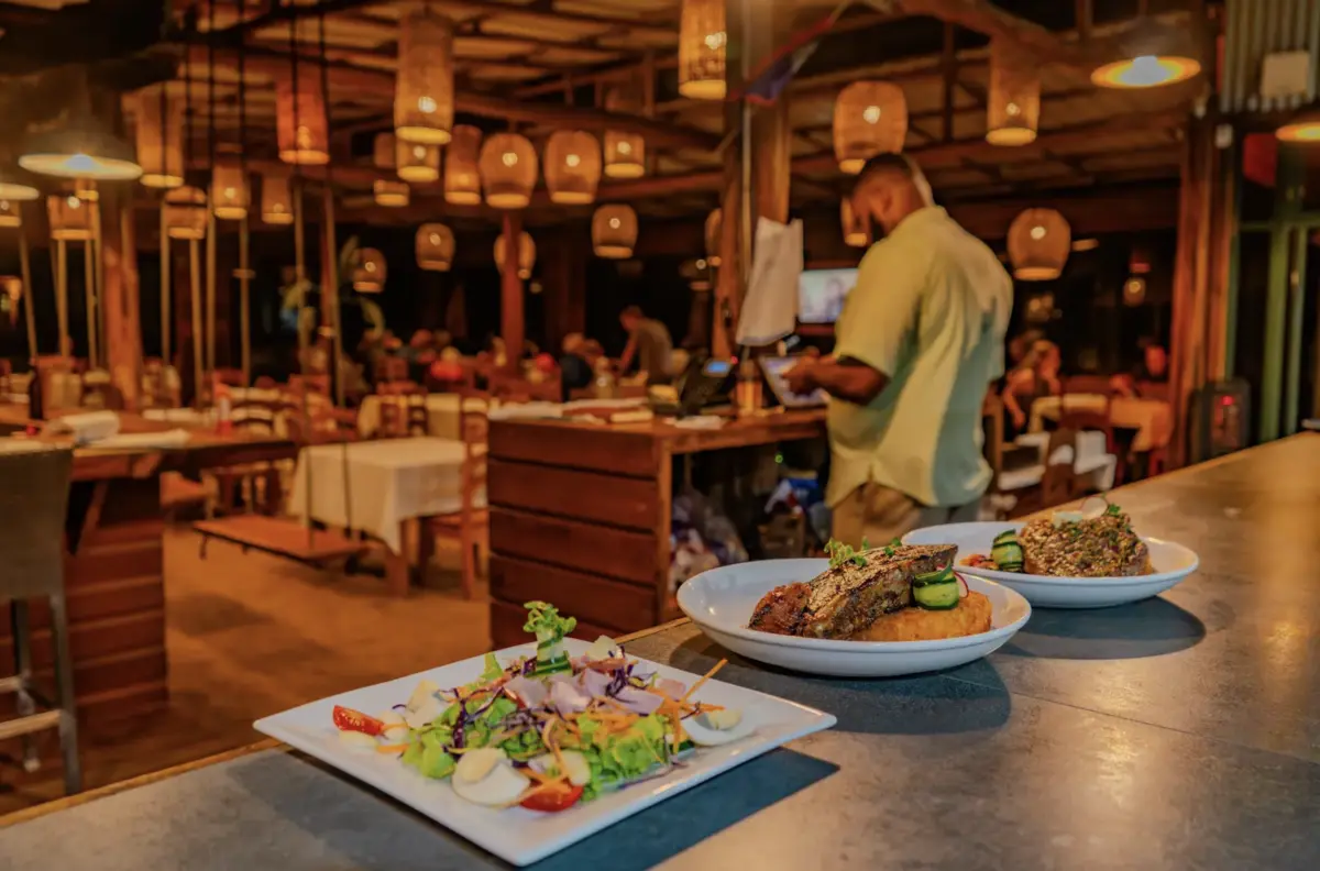 Rhum Shack Dining at Hopkins Bay Resort in Belize - MuyOno Resorts